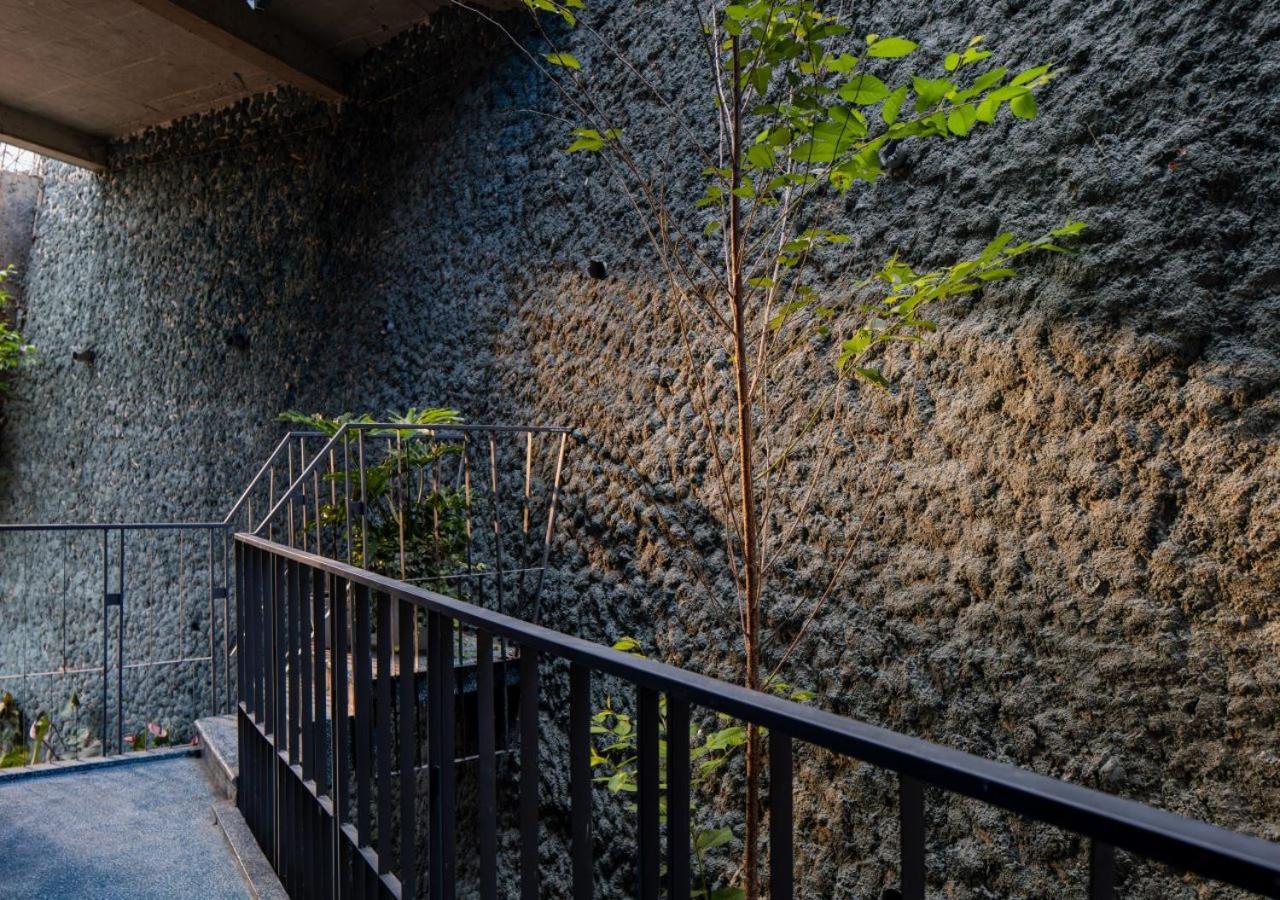 Sunshine Laputa Hotel Da Lat Exterior photo